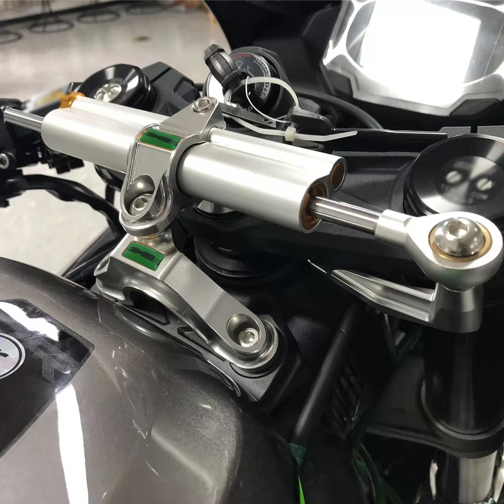 カワサキニンジャ ZX 6R ZX-6R ZX6R 2024 - Steering Damper Stabilizer Kit Cnc のレビューと価格