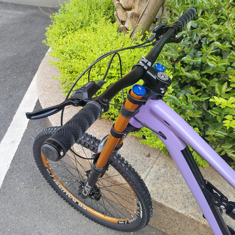 Kalosse エアフォーク自転車フルサスペンションマウンテ - Hydraulic Suspension Fork 11 Inch のレビューと価格